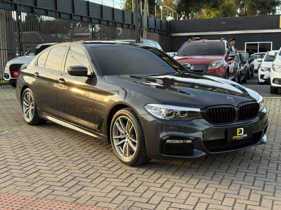 BMW 530i 2.0 16V TURBO GASOLINA M SPORT AUTOMÁTICO BMW 530i 2.0 16V TURBO GASOLINA M SPORT AUTOMÁTICO